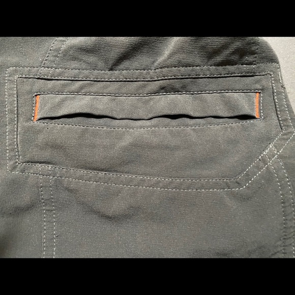 Nike shorts grey small - Picture 4 of 7